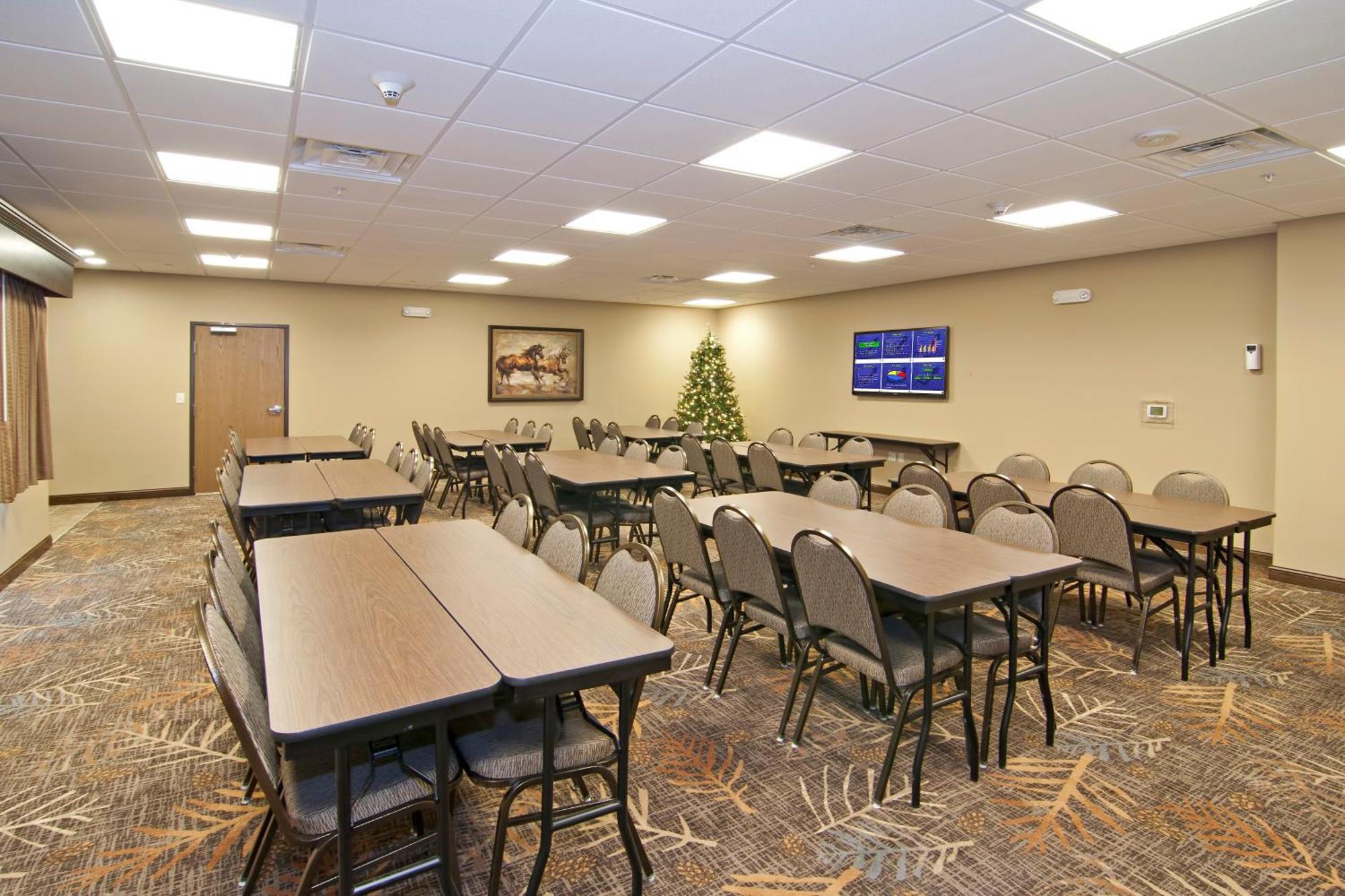 Hotel The Watford Watford City Esterno foto