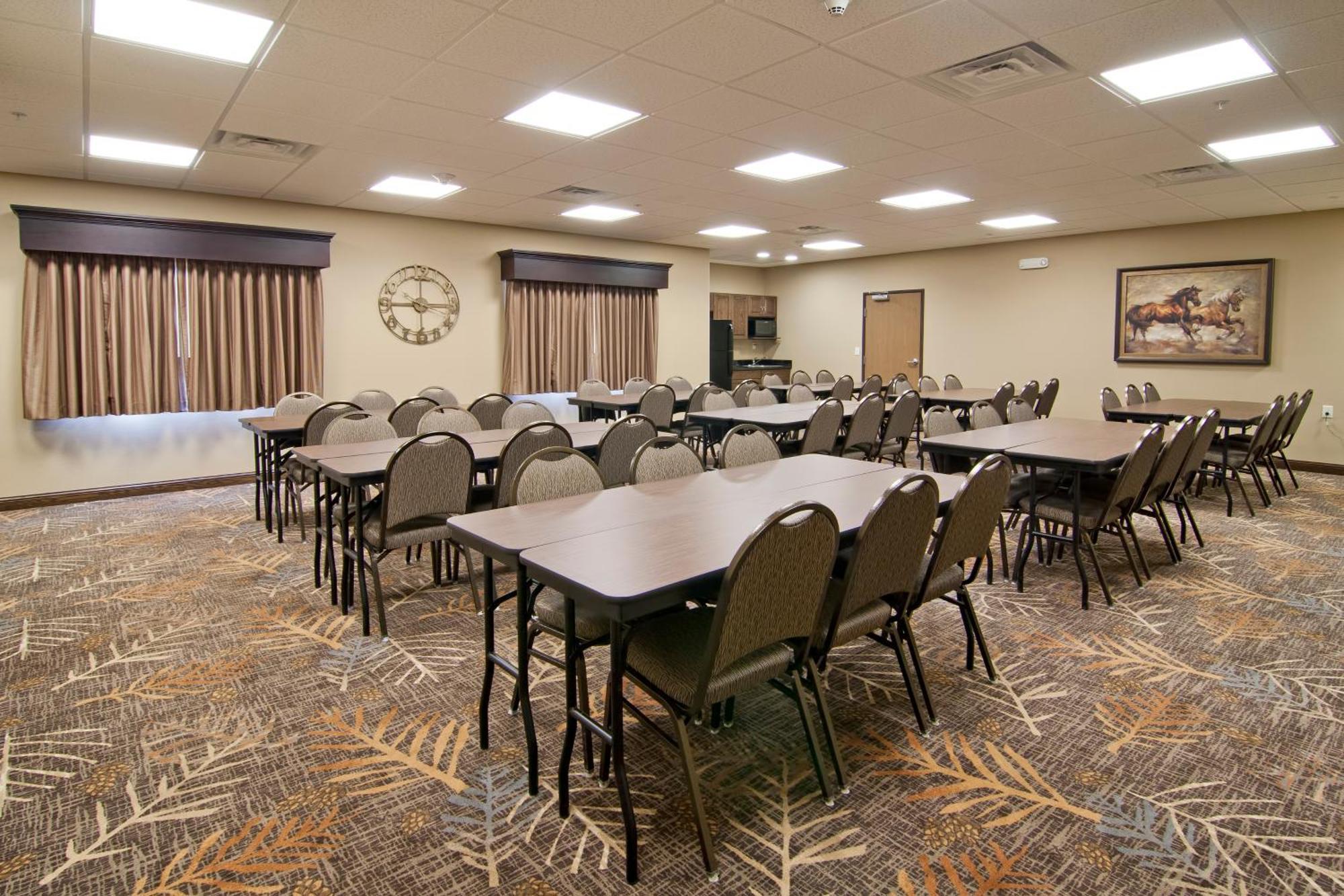 Hotel The Watford Watford City Esterno foto