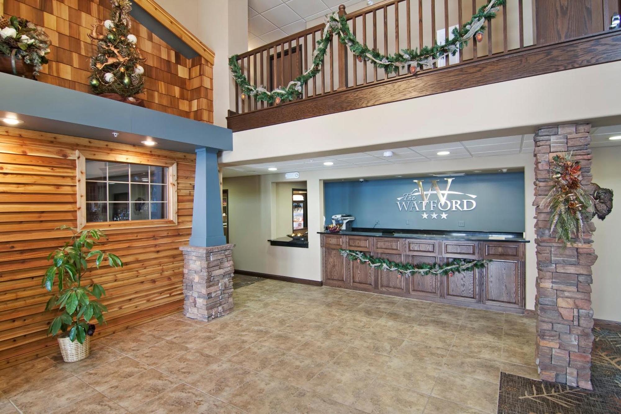 Hotel The Watford Watford City Esterno foto