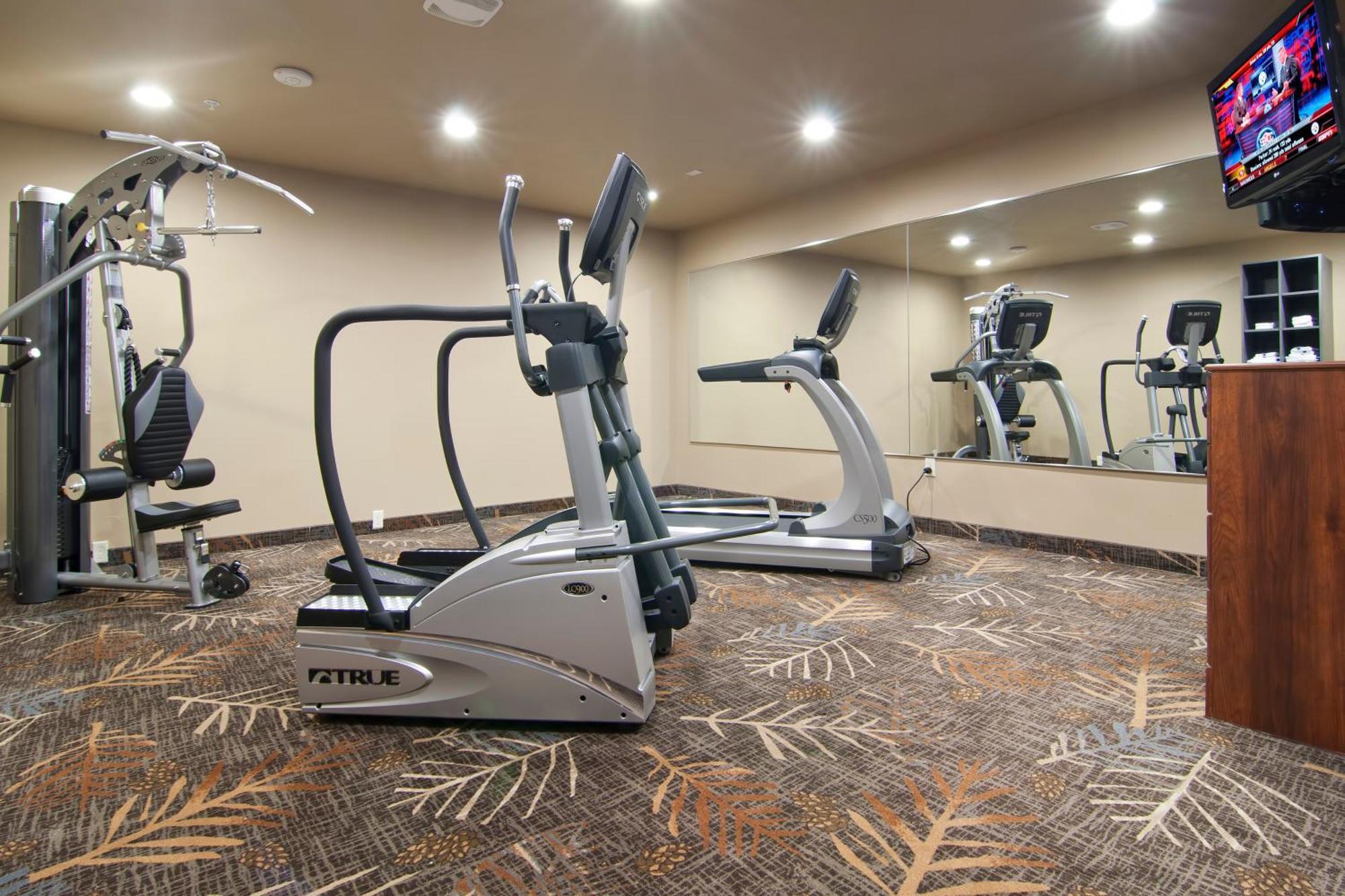 Hotel The Watford Watford City Esterno foto