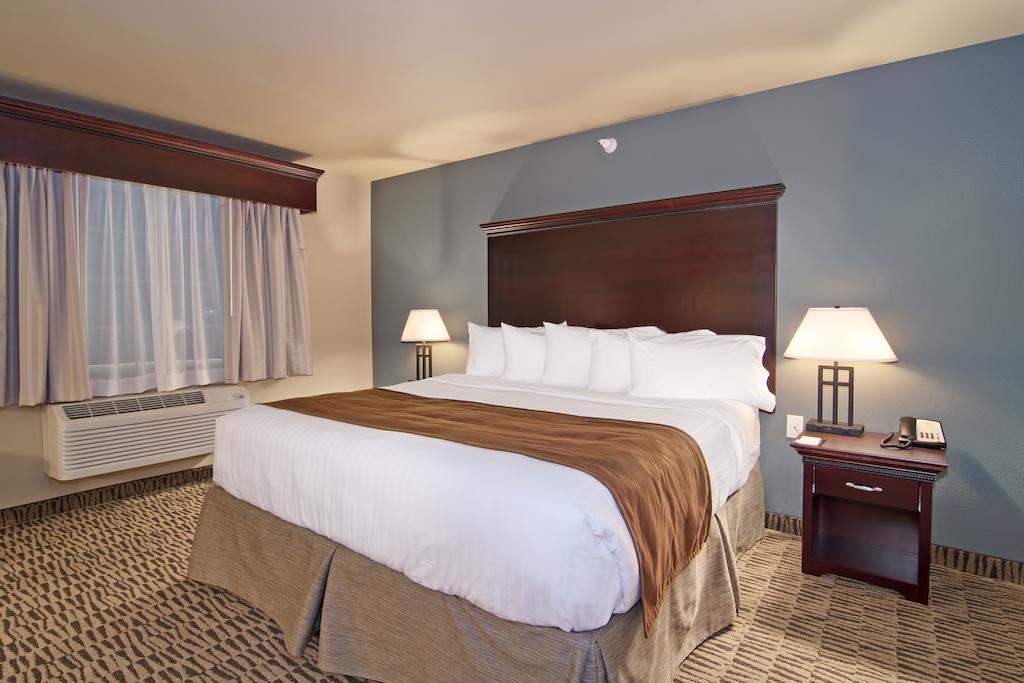 Hotel The Watford Watford City Esterno foto