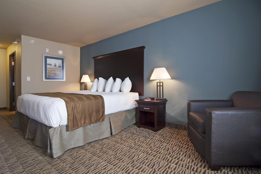 Hotel The Watford Watford City Esterno foto
